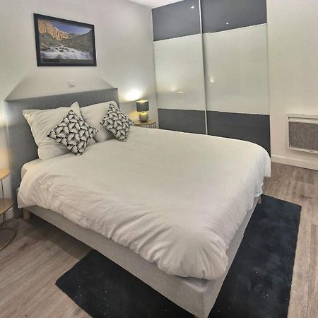 Mignon, T1 Bis Cosy & Calme, Neuf, Parking, Balcon Apartman Gerde Kültér fotó